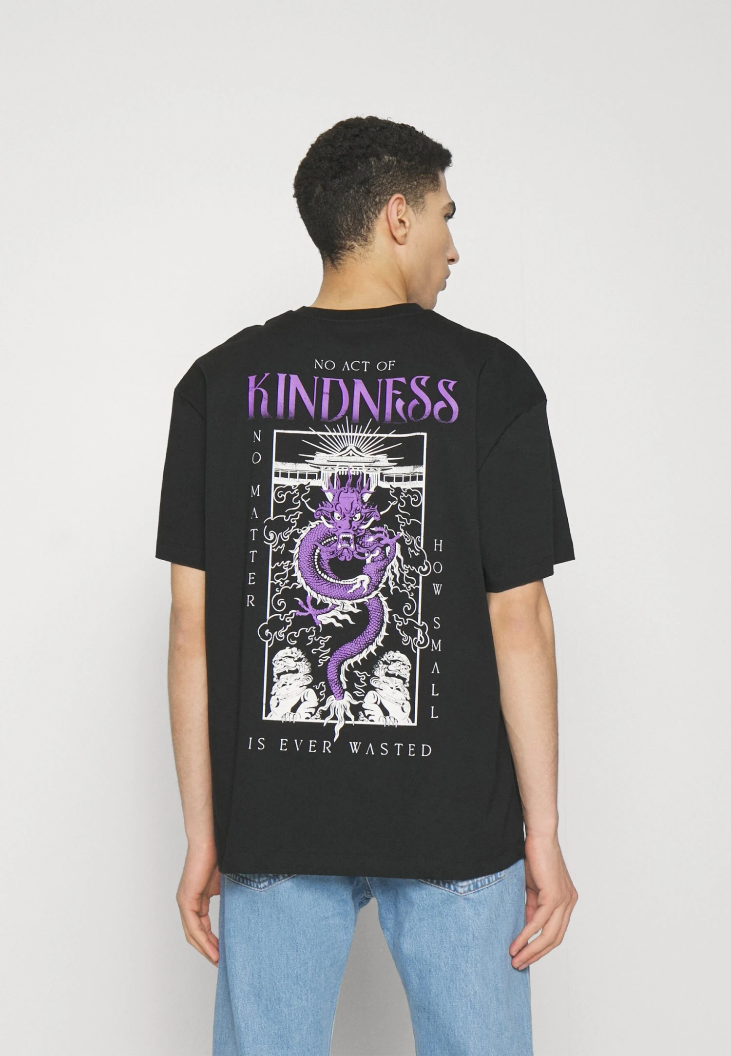 YOURTURN Dragon Graphic TeeUnisex - T-Shirt Print - Black 3 YOURTURN Dragon Graphic TeeUnisex - T-Shirt Print - Black