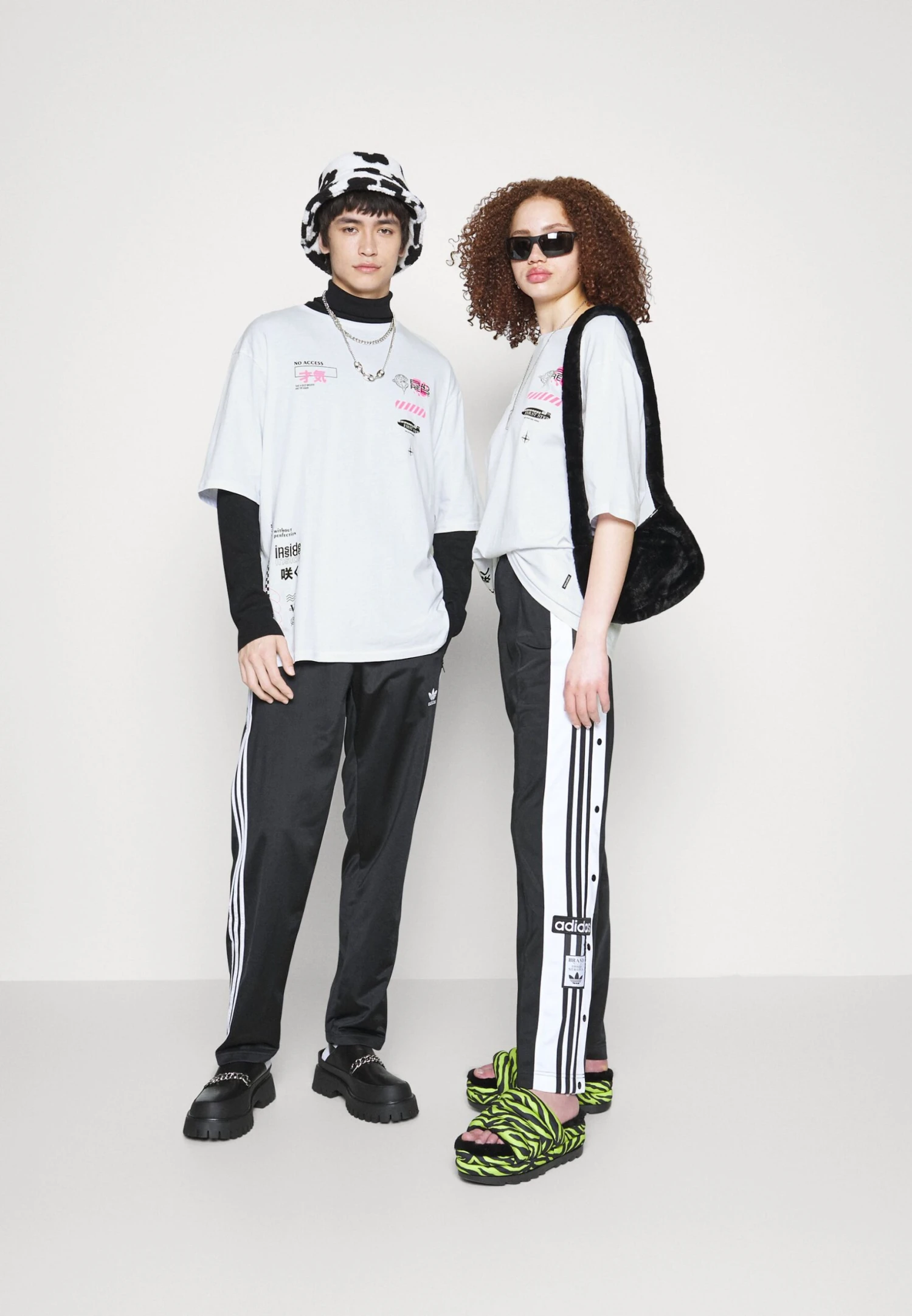 YOURTURN Unisex - T-Shirt Print - White 4 YOURTURN Unisex - T-Shirt Print - White - Afbeelding 2