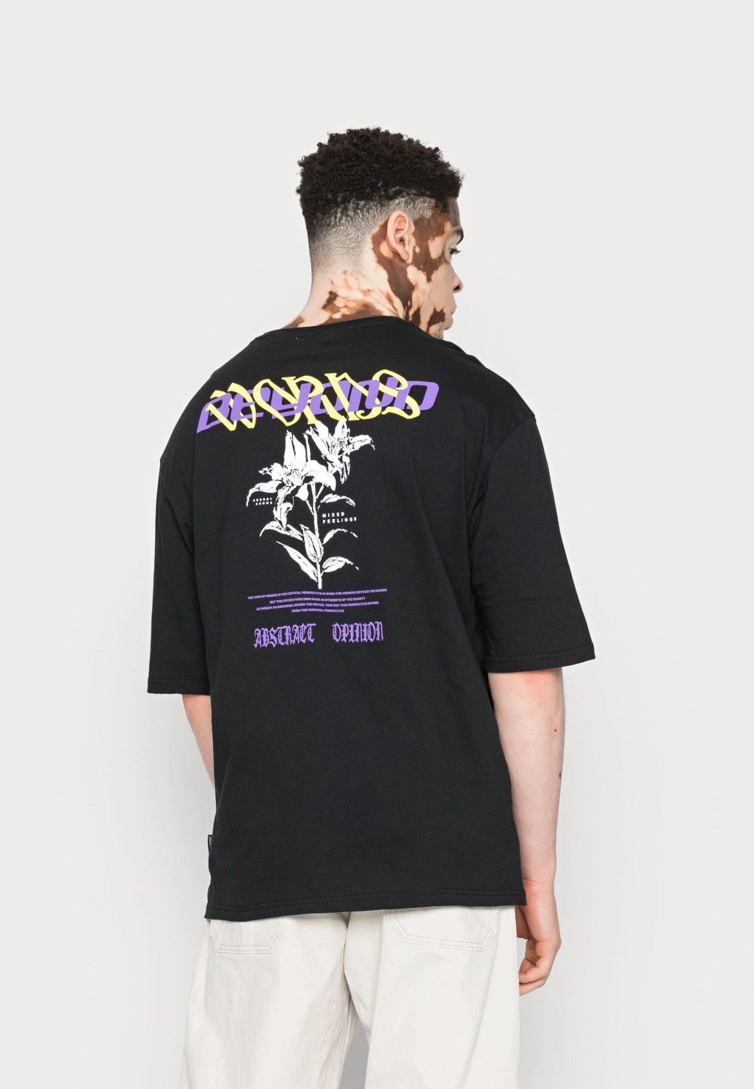 YOURTURN Graphic T-Shirt Beyond Unisex - T-Shirt Print - Black 3 YOURTURN Graphic T-Shirt Beyond Unisex - T-Shirt Print - Black