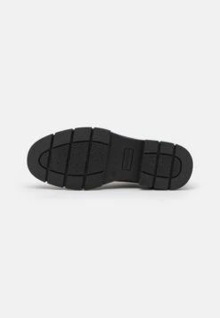 YOURTURN Veterschoenen - Black 12 YOURTURN Veterschoenen - Black -Yourturn 1b63d7dd7367497f88b93b36f5b671ab
