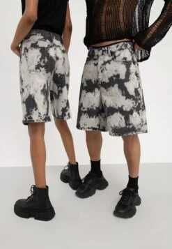 YOURTURN Unisex - Jeansshort - Black Denim -Yourturn 2cd9be114197419383c232b9b8d8d95f