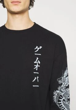 YOURTURN Sweater - Black 15 YOURTURN Sweater - Black -Yourturn 358aa36e57ef47c49f4d327c68d48139