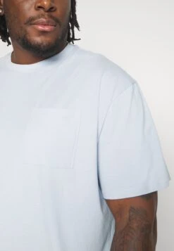 YOURTURN Unisex 2 Pack- T-Shirt Basic - Light Blue/Dark Blue -Yourturn 38112a41675c40fe9ecd8e37b289cea3