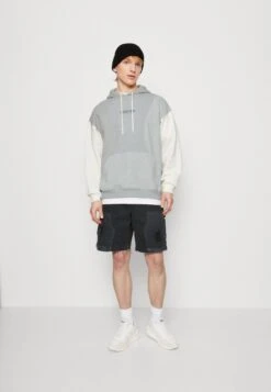 Yourturn -Yourturn 50eca4a4457c4c63bd0c1a69f6234eda