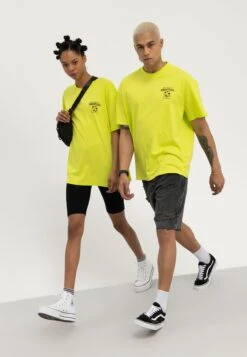 YOURTURN Unisex - T-Shirt Print - Light Green 11 YOURTURN Unisex - T-Shirt Print - Light Green -Yourturn 55e9fb30e91545ce9fd1f35e83751e56