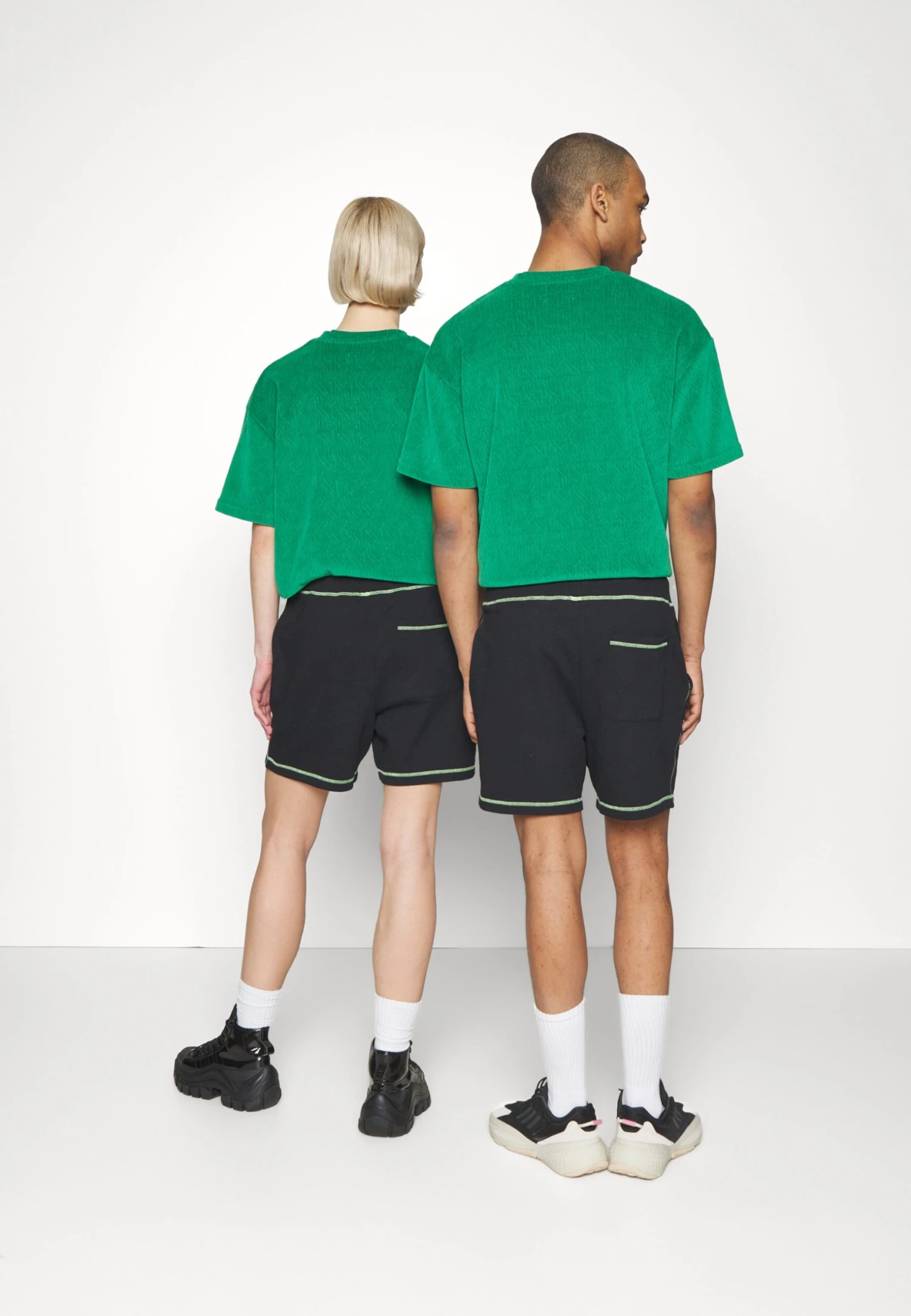 YOURTURN Unisex - Shorts - Black 5 YOURTURN Unisex - Shorts - Black - Afbeelding 3