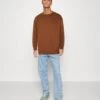 YOURTURN Unisex 2 Pack - Sweater - Dark Brown/Off-White 1 YOURTURN Unisex 2 Pack - Sweater - Dark Brown/Off-White -Yourturn 64064b9d2d30406d8fe827afa750b10f