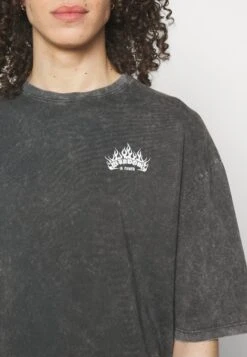 YOURTURN Skull Graphic Tee Unisex - T-Shirt Print - Mottled Black 13 YOURTURN Skull Graphic Tee Unisex - T-Shirt Print - Mottled Black -Yourturn 68c8779b8a18425b8935c578b5aa33b5