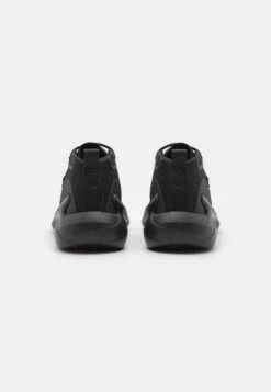 YOURTURN Sneakers Hoog - Black 10 YOURTURN Sneakers Hoog - Black -Yourturn 71d3c516abf84094a41003d57a402c4e