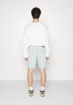 YOURTURN Unisex - Jeansshort - Light Blue Denim 12 YOURTURN Unisex - Jeansshort - Light Blue Denim -Yourturn 74b52357232d4f5890555006a7ec0619