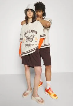 YOURTURN Unisex - Shorts - Dark Brown -Yourturn 795ccd861f5c4d17a65a69a6e308ed9c