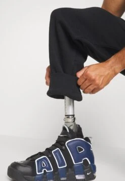 YOURTURN Unisex - Trainingsbroek - Black 18 YOURTURN Unisex - Trainingsbroek - Black -Yourturn 96890d6b49c24a0ca097867b183abe35