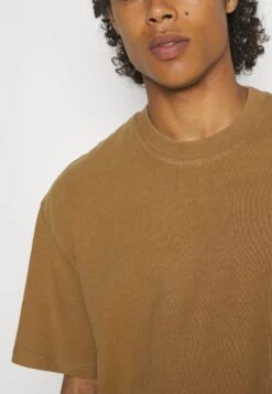 YOURTURN Unisex - T-Shirt Basic - Beige -Yourturn 983f77759d2441d68f2570b0c0e4df4f