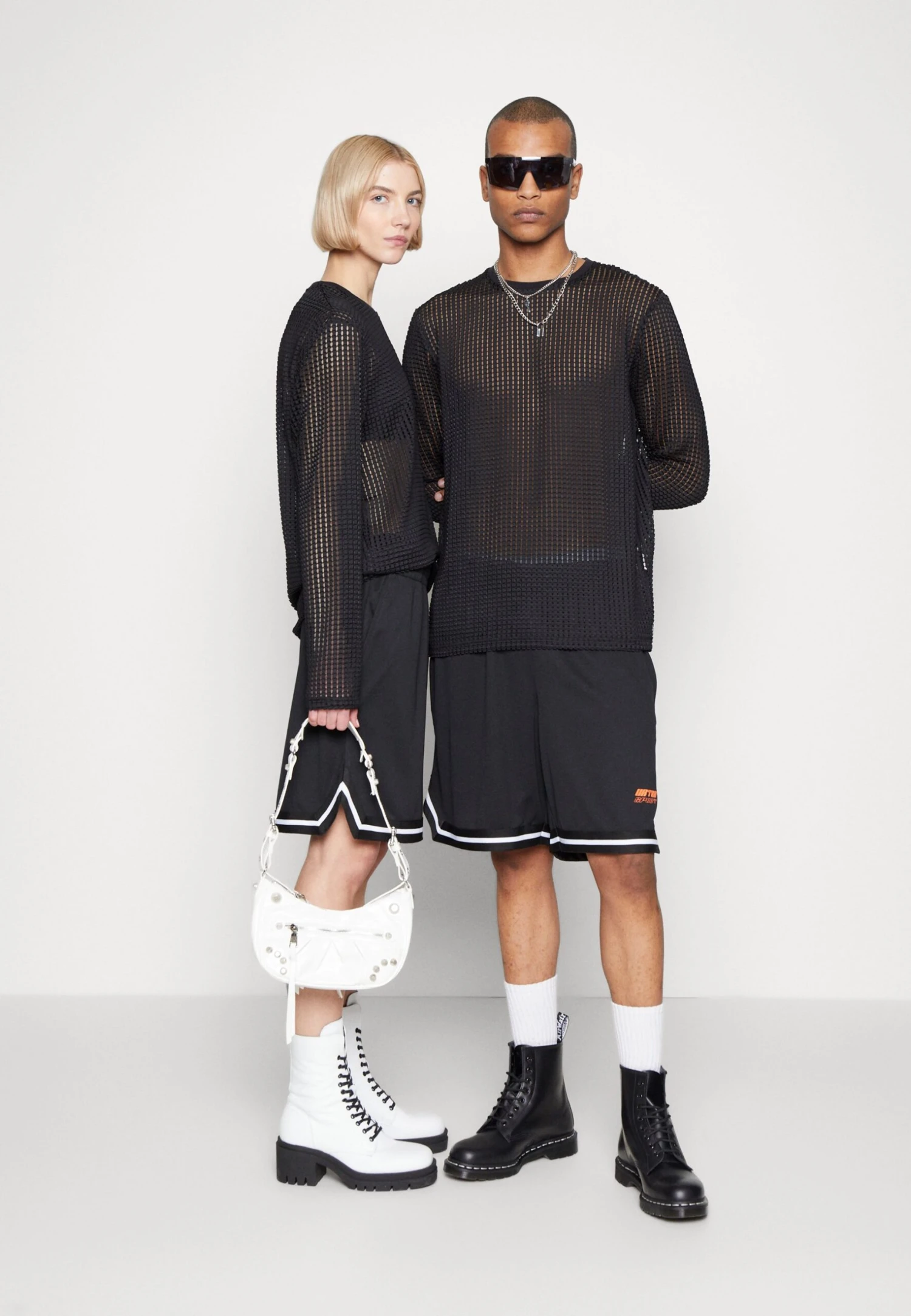 YOURTURN Unisex - Shorts - Black 4 YOURTURN Unisex - Shorts - Black - Afbeelding 2