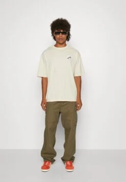 YOURTURN SkullGraphic- T-Shirt Print - Beige -Yourturn abadebf447a945b2b6f7f7061a143018