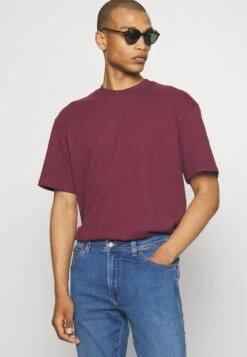 YOURTURN Unisex - T-Shirt Basic -Red -Yourturn ae35f53deb5d4e2da3813346f1615946