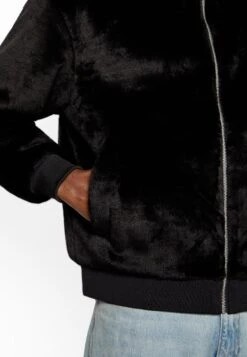 YOURTURN Winterjas - Black -Yourturn bd2c7c34dcc94e1bb50e04c04c1e2f8a