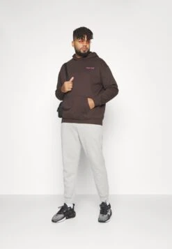 Yourturn -Yourturn caeb504c0c38414680f8c7bea9a6878e