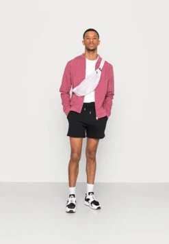 YOURTURN Basic Unisex - Shorts - Black 8 YOURTURN Basic Unisex - Shorts - Black -Yourturn d14d239459a94bf79a460e15a5853e47