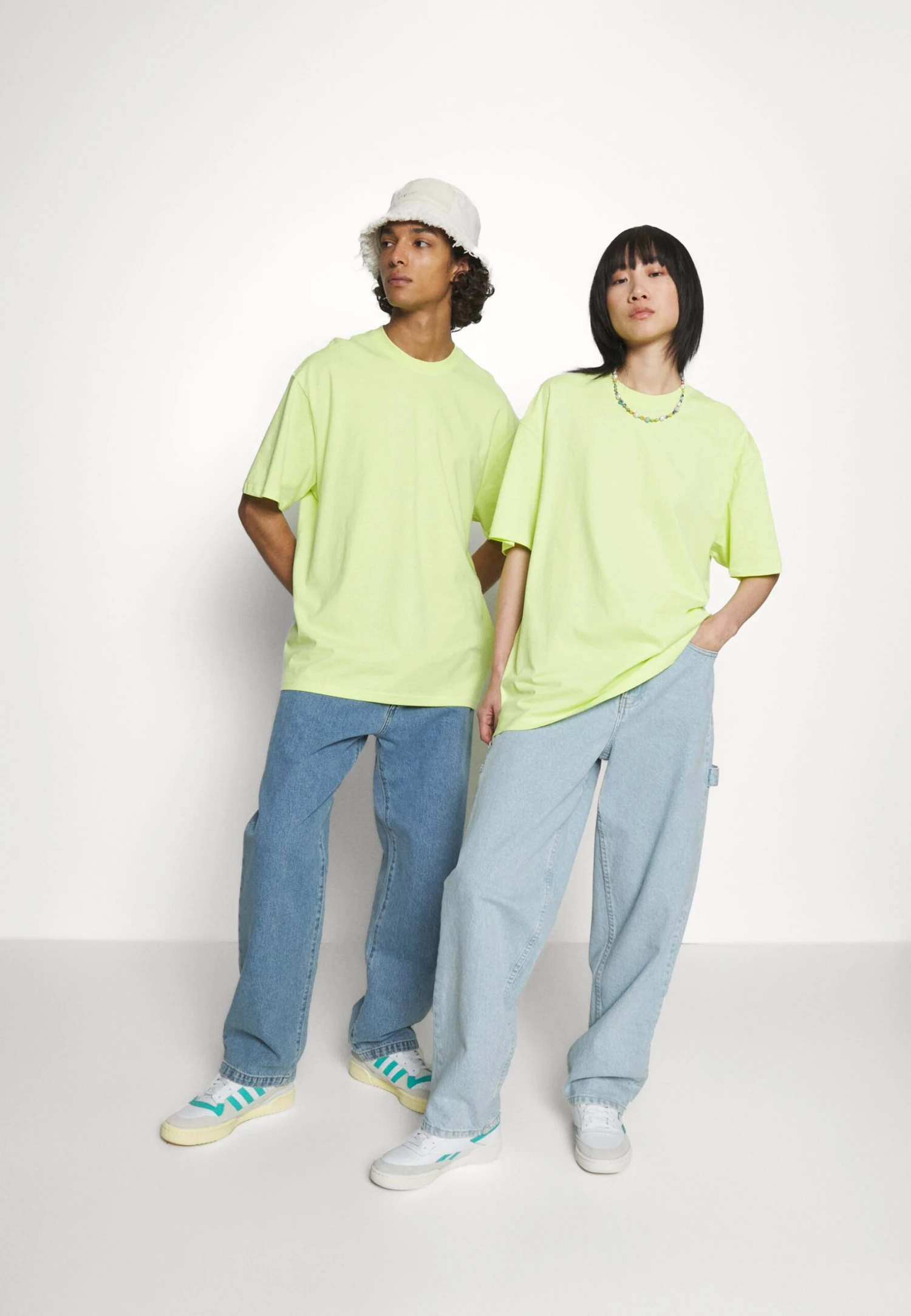 YOURTURN Unisex - T-Shirt Print - Light Yellow 4 YOURTURN Unisex - T-Shirt Print - Light Yellow - Afbeelding 2