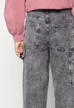 YOURTURN Unisex - Relaxed Fit Jeans - Black -Yourturn e00814ebd1b54f4686e495d066b254e7