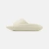 YOURTURN Badslippers - Off-White -Yourturn fd37a663afb74fa99ae4d28d3115916d